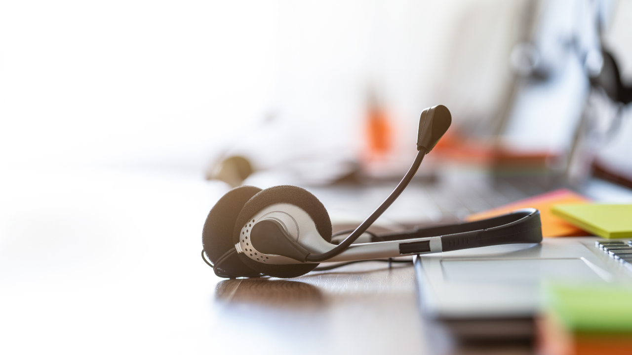 Would A Call Center Help Your Multi-location Business Close More Deals?